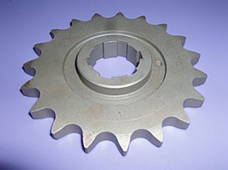 //www.cncmillingcncturning.co.uk/wp-content/uploads/2016/07/front-sprocket-mh7-engineering-motorcycle.jpg